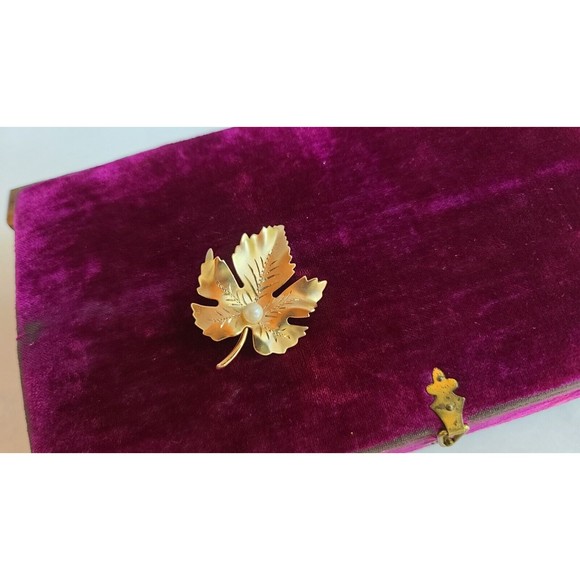 Vintage 12K Gold Filled Signed Karen Lynne Autumn Maple Leaf Designer Brooch Pin - Picture 2 of 10